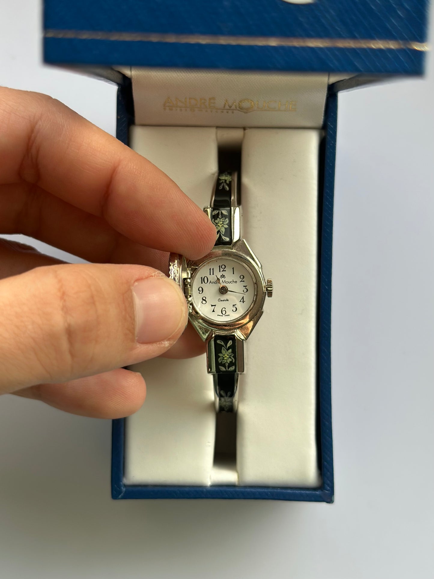 Enamel Flower Peakaboo Watch